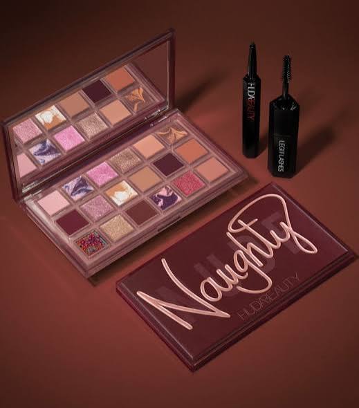 HUDA BEAUTY NAUGHT NUDE PALETTE