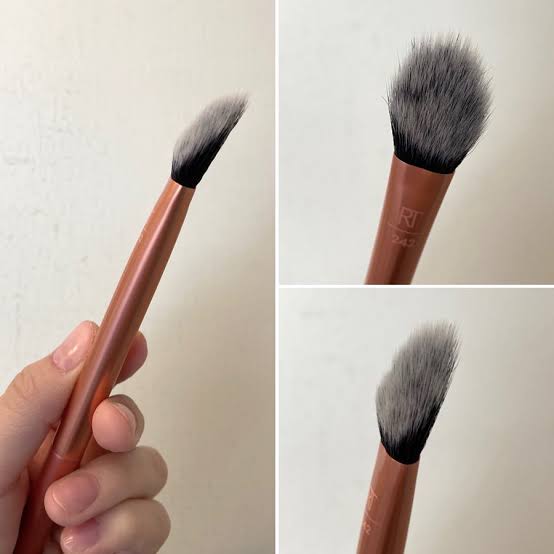 Real Technique Brightening Concealer Makeup Brush
