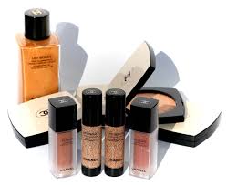 Chanel Les Beiges Touch De Teint Water Fresh Complexion Touch