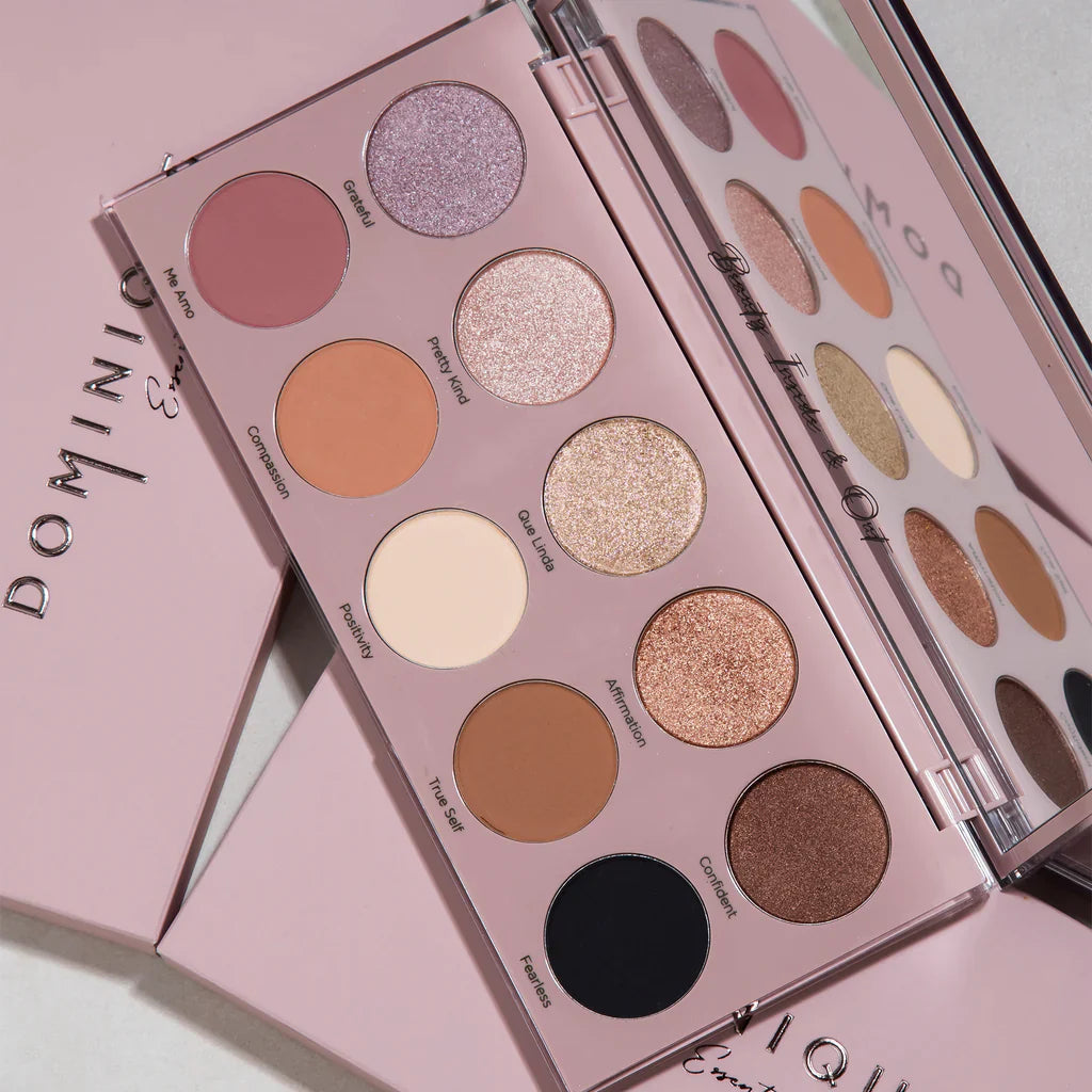 Dominique essential palette
