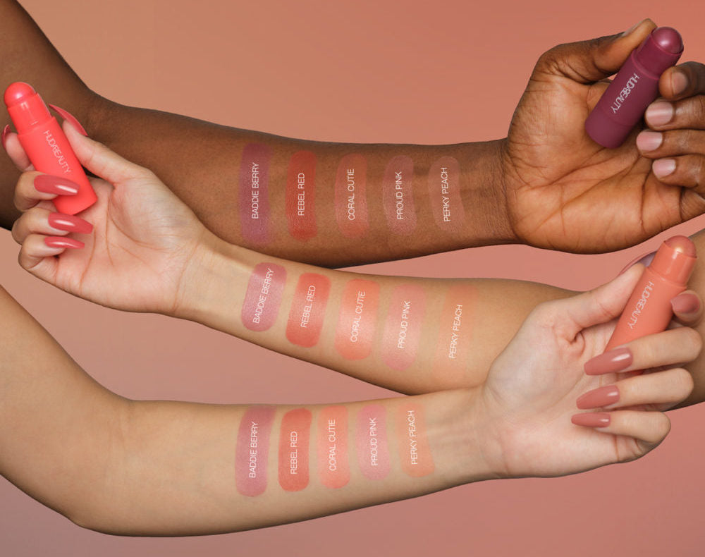 Huda Beauty Cheeky Tint-Perky Peach