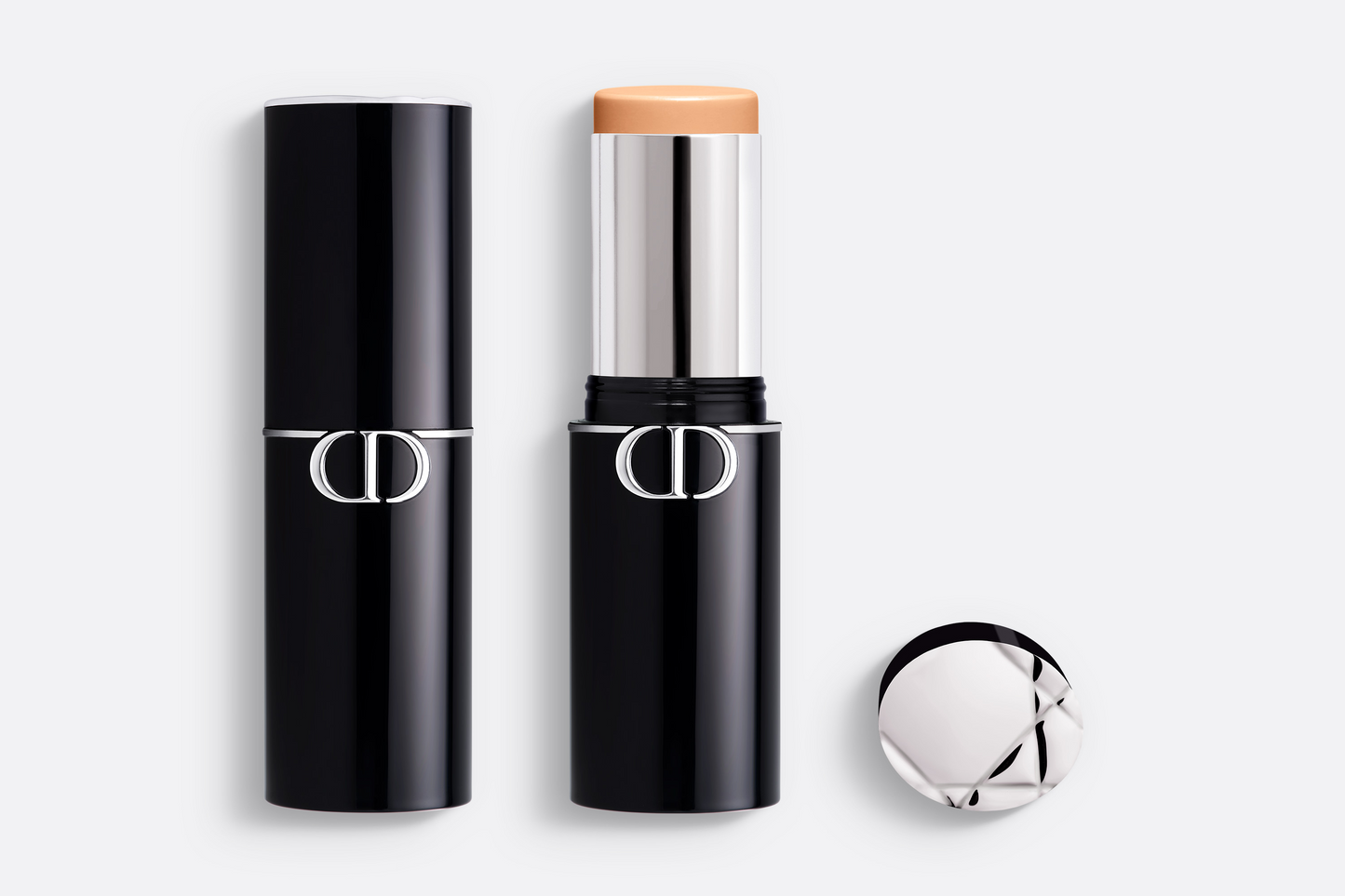 Dior Forever Skin Perfect
Blurring foundation stick - Medium coverage - 24-hour wear and hydration