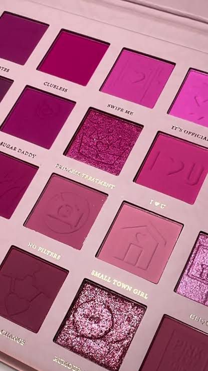 Plouise Does It come in Pink Palette