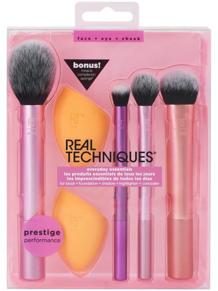 Real Techniques Makeup Brush Set with 2 Makeup Sponge Blenders, For Eyeshadow, Foundation, Blush, and Concealer, UltraPlush Synthetic Bristles, 6 Piece Makeup Brush Set (Pack of 2)