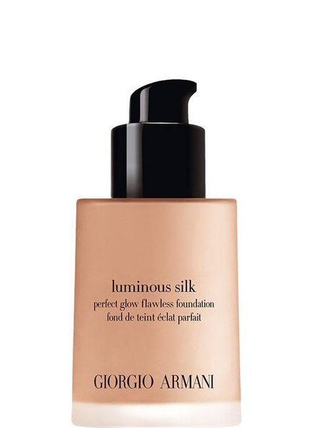 LUMINOUS SILK FOUNDATION SHADE NO .5.25