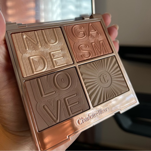 charlotte tilbury nudegasm face palette